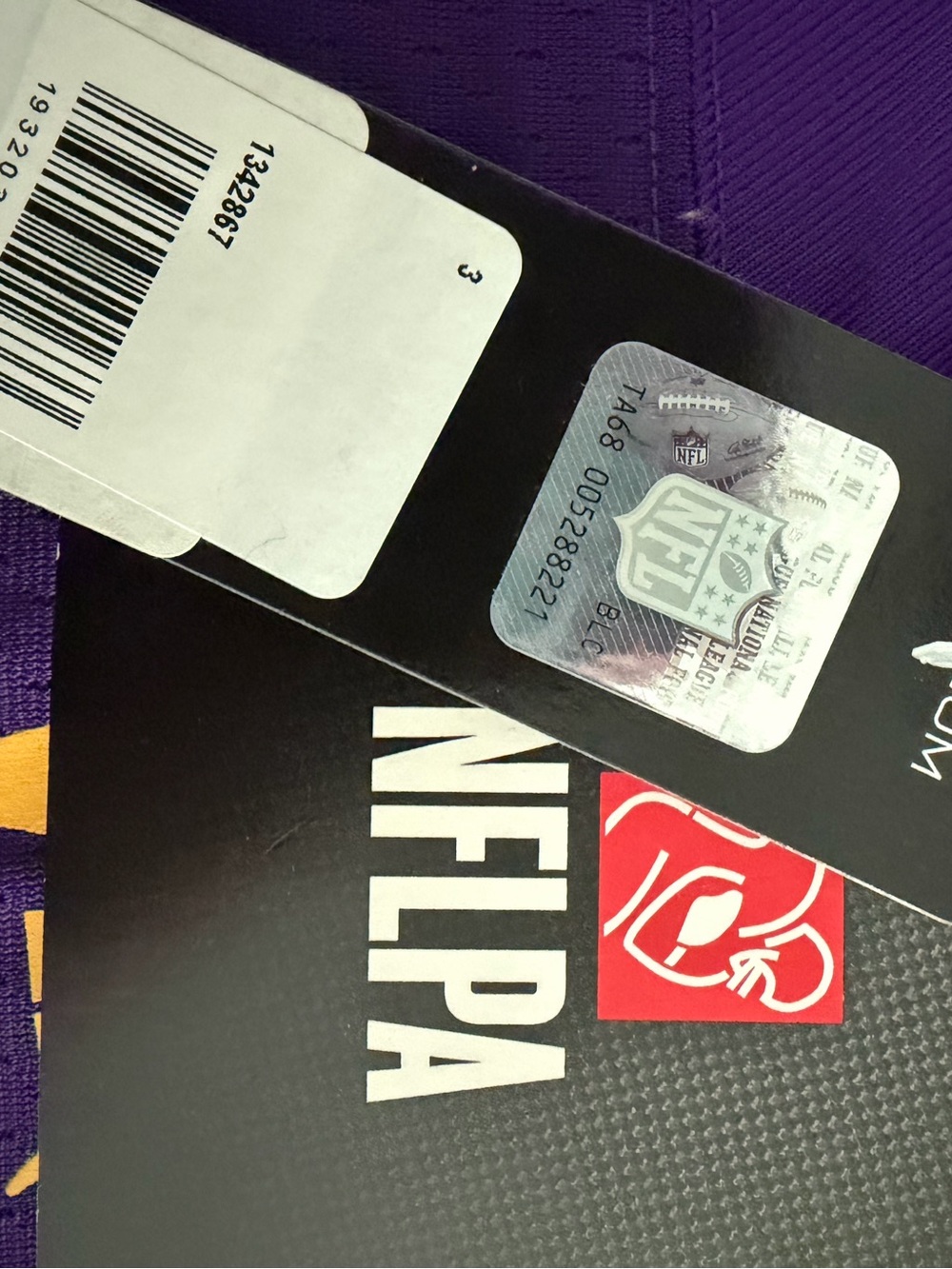 NWT 💜💛 Minnesota Vikings Thielen Jersey #19 - Picture 6 of 6
